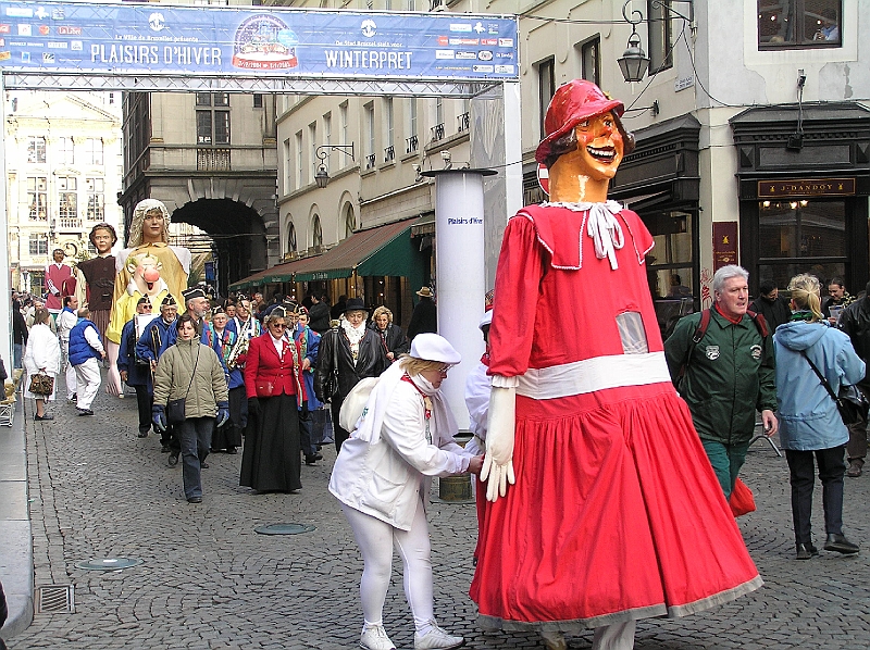 PC040045