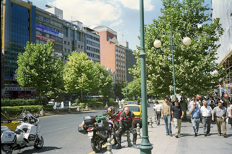 B0016